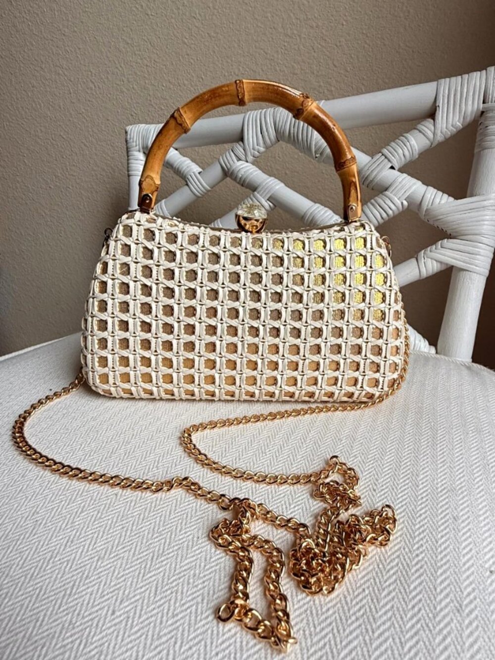 Tommy Bahama Woven Bamboo Handle Clutch Crossbody Chain Bag White Gold NWT - Picture 16 of 16